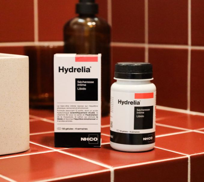 ExceptionHYAL® Blossom : acide hyaluronique étudié dans des situations de sècheresse vaginale, Hydrelia NHCO